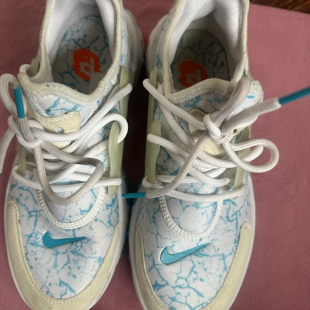 Nike Kids' Aqua and White Sneakers